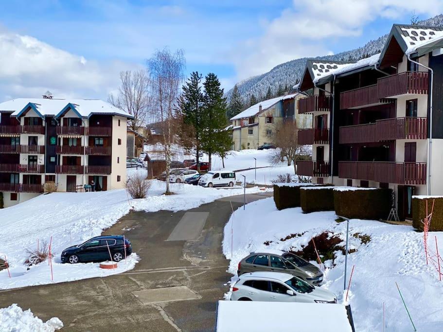 Charmant Appartement Au Pied Des Pistes De Lélex Eksteriør billede